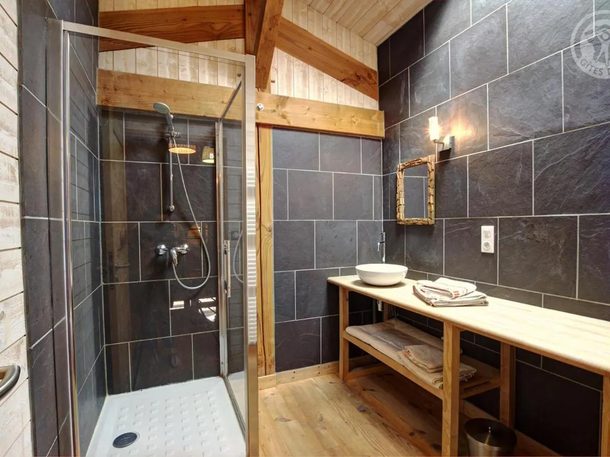 Gite Confortable Avec Terrasse Privative - Wifi Gratuit - Fr-1-496-189 Saint-Romain-d'Urfe 0*,  France